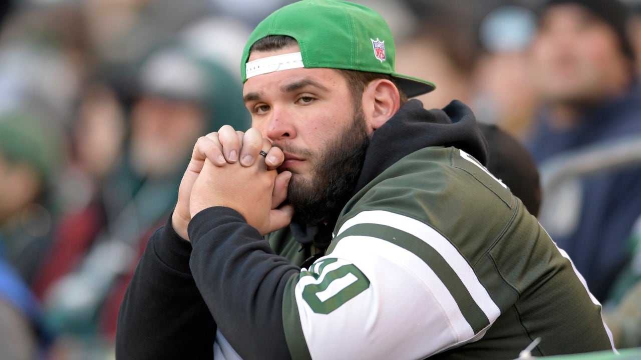 Jets hit bye-week break with lots of uncertainty, fan unrest